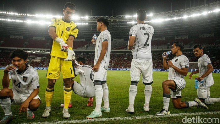 lihat-lagi-duel-keras-indonesia-vs-vietnam-di-final-piala-aff-u-23-2025-1753811874599_169