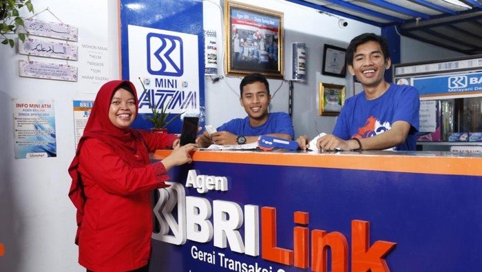 7405-kantor-dan-12-juta-agenbrilink-jadi-upaya-bri-untuk-layani-warga-1765264591094_169